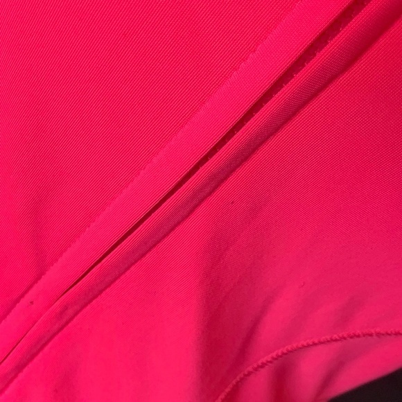 Gap body Workout Vest. Hot Pink - Picture 2 of 5